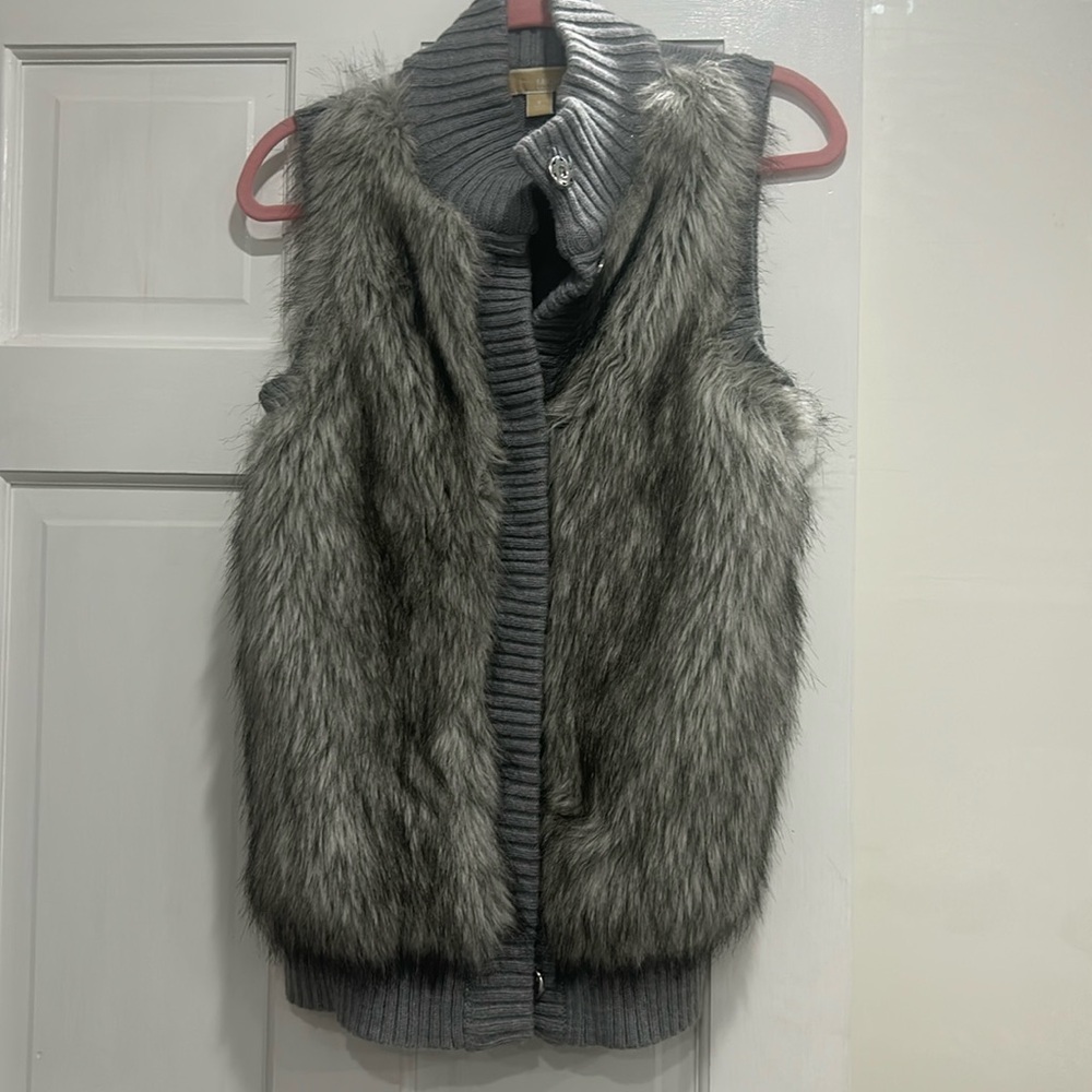 Micheal Kors size small